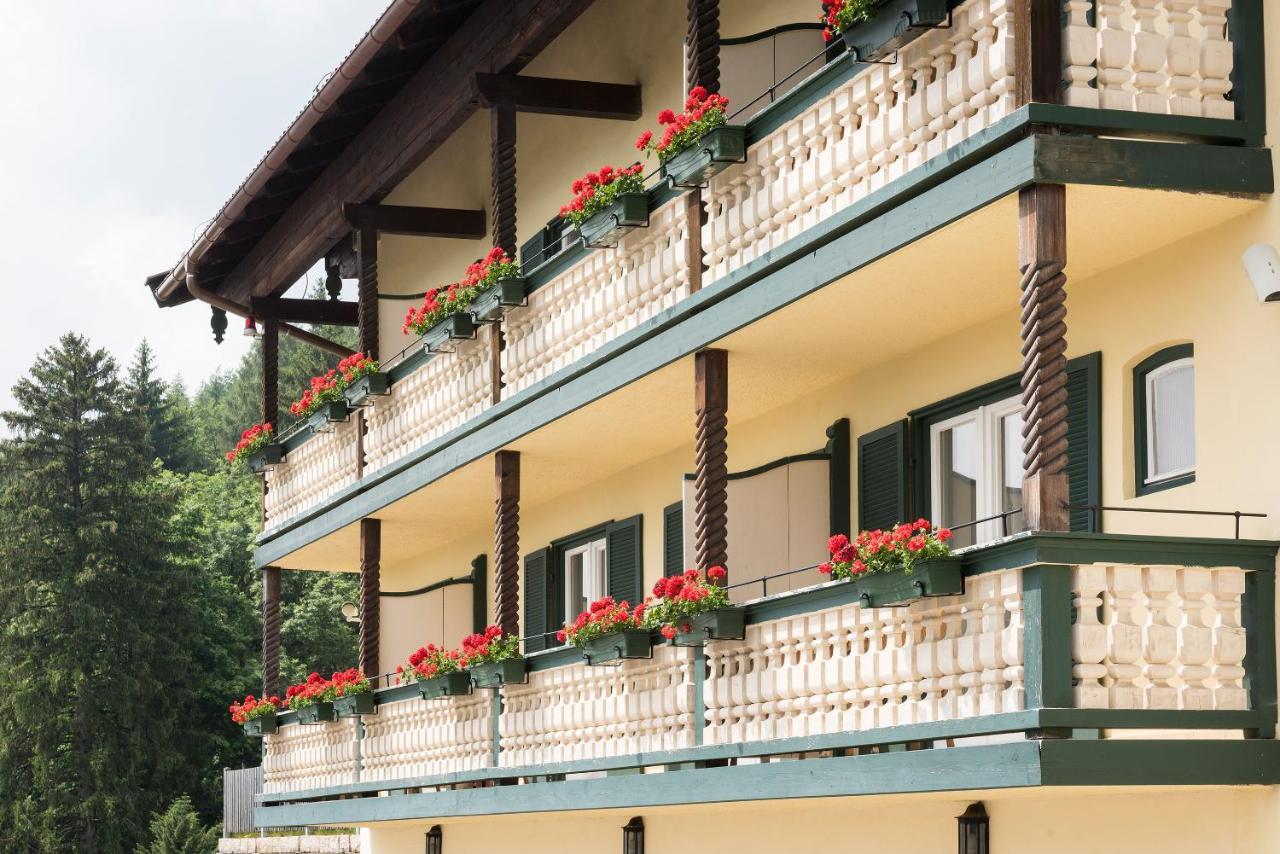 Berghaus - Der Westerhof Hotel Tegernsee Bagian luar foto